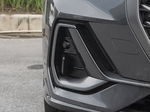 2025�� quattro 45�����ذ� 40TFSI ʱ�ж�����