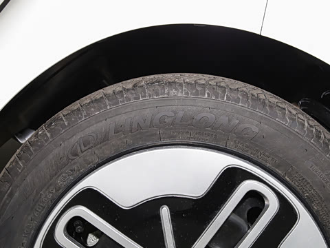 2025�� Mate 300km̤�˰�