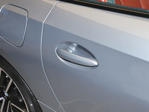 2023�� sDrive 25i M�˶���װ