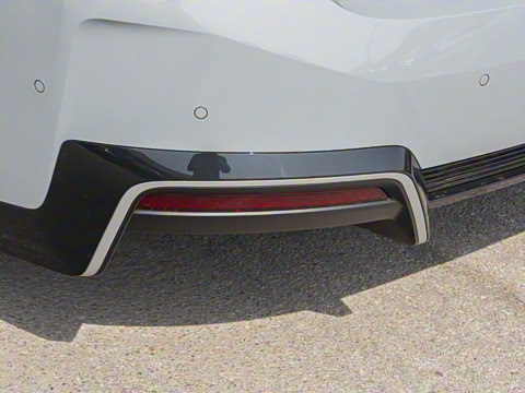 2025�� eDrive 40 L ��ҹ��װ