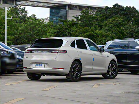 2025�� ����  Ultra ������