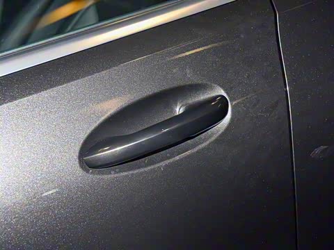 2025�� �Ŀ� C 260 L �˶���