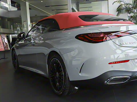 2025�� CLE 300 4MATIC ������ܳ�