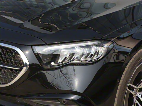 2025�� E 260 �˶���