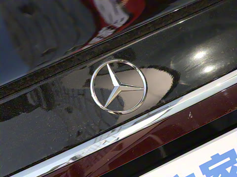 2025�� E 260 �˶���