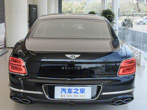 2024�� 4.0T V8 Mulliner