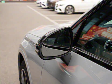 2025�� GLC 300 4MATIC ����SUV