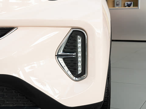 2024�� �Ŀ� �ഺ�� 251km �氮�� 23.99kWh