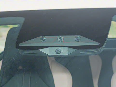 2025�� �Ǽݰ� 305km ���ɰ�