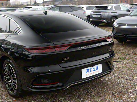 2025�� EV �Ǽݰ� 701KM�����״�������