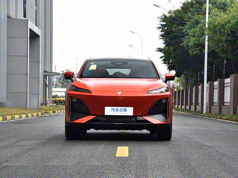 2025�� 215Max ��ΪǬ���Ǽ�ADS SE���̰�