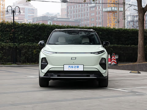 2025�� 210km ������