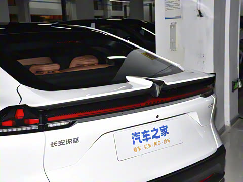 2025�� 300UltraǬ���Ǽ�ADS SE���̰�