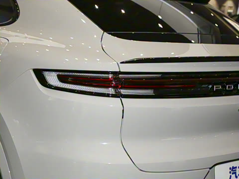 2025�� Cayenne Coup�� S E-Hybrid 3.0T