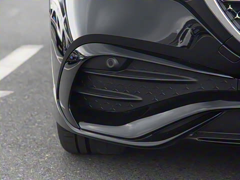 2025�� �Ŀ� E 260 �˶���