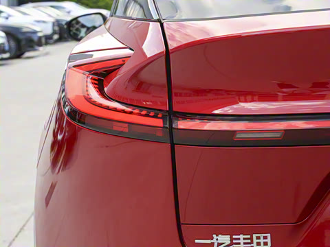 2025�� 630 MAX���а�