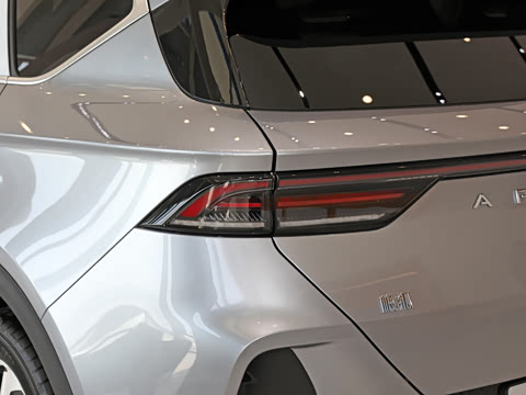 2025�� 688MAX 160kW