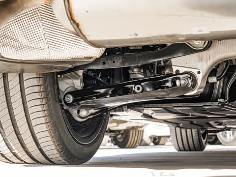 2025�� 530Li ������ M�˶���װ