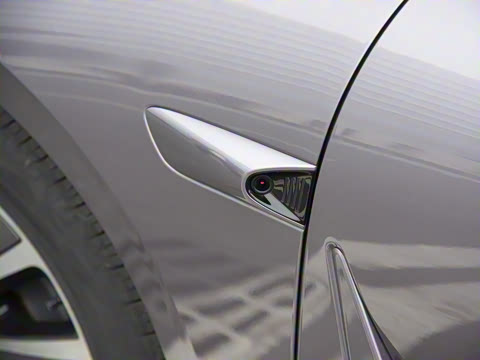 2025�� ���� Ultra �����콢