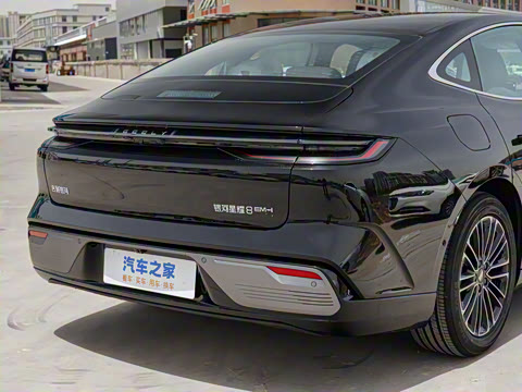 2025�� 130km EM-i ������