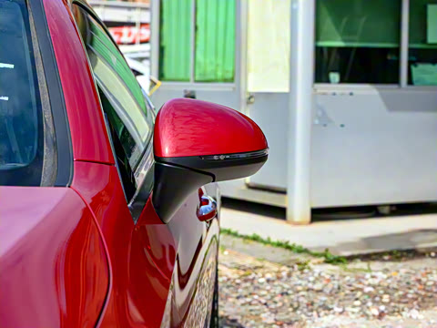 2025�� CLE 260 ���ܳ�