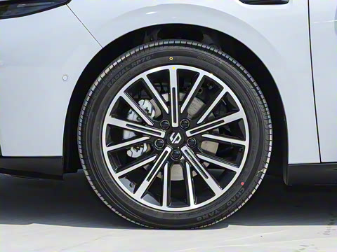 2025�� 550������