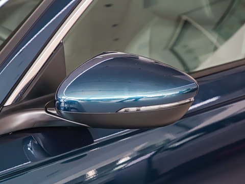 2025�� 260TURBO ��Ӣ��