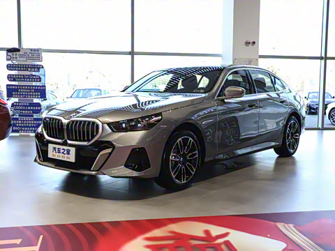 2025�� 525Li M�˶���װ