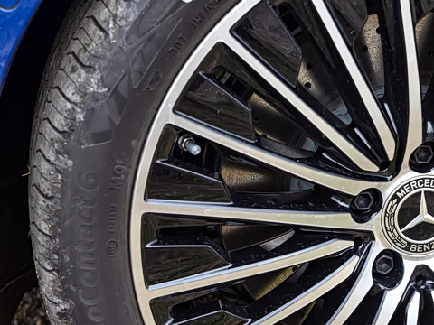 2025�� CLE 300 4MATIC �����ͽ��ܳ�