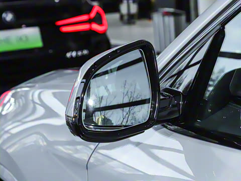 2022�� �Ŀ� xDrive 30i M�˶���ҹ��װ