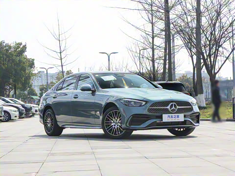 2025�� �Ŀ� C 260 L �˶���