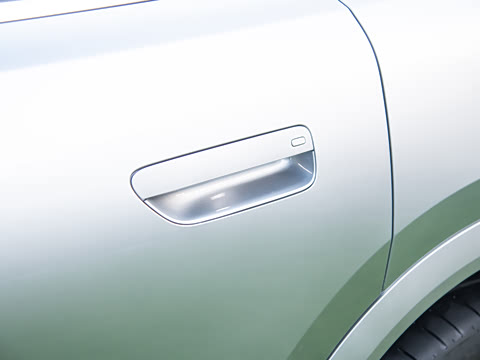 2025�� ���� Ultra�� 53.4kWh 5����