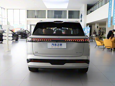 2025�� 636Max���Ȱ� 5��