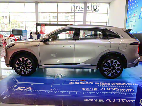 2025�� ���Ĵ� UItra 2.0T ������ �ǻ۾�����