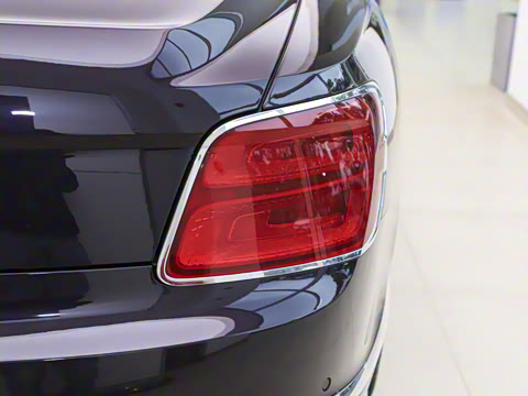 2024�� V8 Edition 8