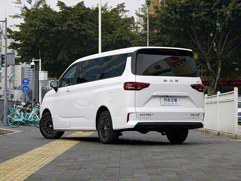 2025�� 2.0L �Զ���������� 9��