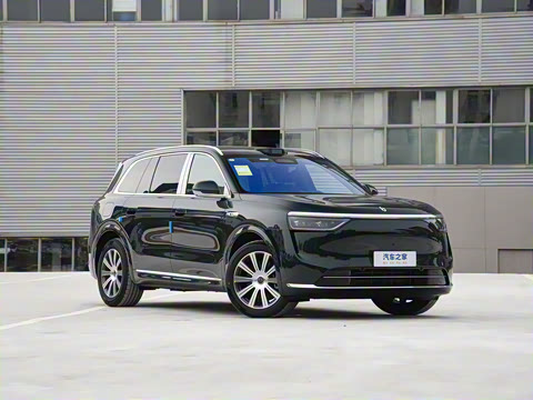 2025�� ���� Ultra�� 53.4kWh 5����