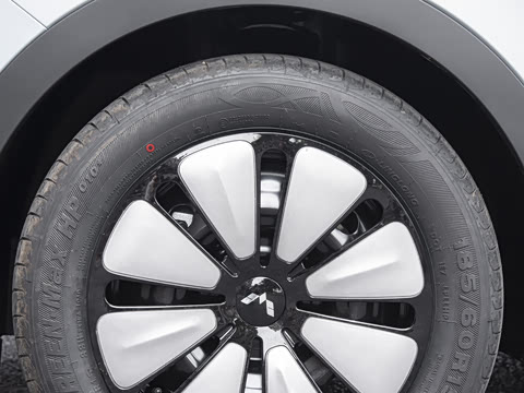 2025�� 410km ��Ϭ������