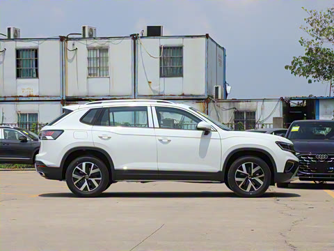 2025�� �Ŀ� ������ 300TSI