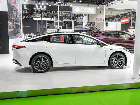 2025�� 630 Max��