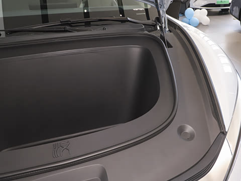 2025�� EV 701KM�����״��콢��