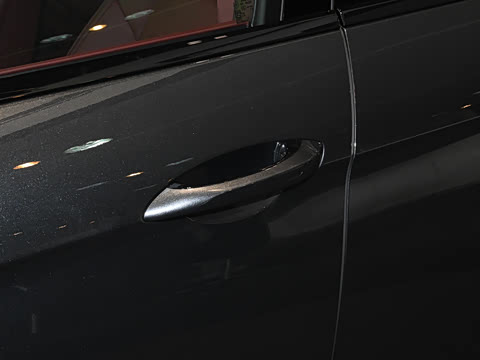 2024�� Panamera Turbo E-Hybrid 4.0T