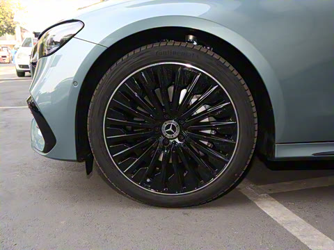 2025�� E 300 �������˶���