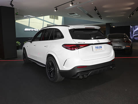 2025�� AMG GLC 43 4MATIC