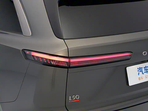 2025�� Ultra ������