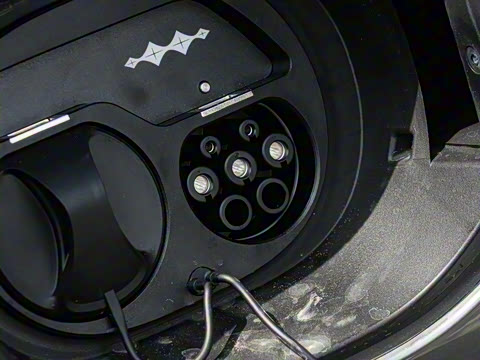 2025�� 501KM ����Max��