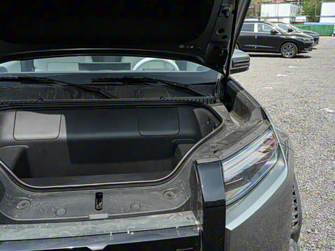 2025�� 501KM ����Max��