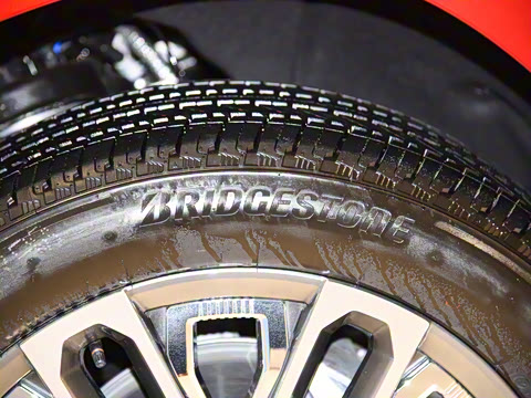 2025�� 2.7T �������۷��