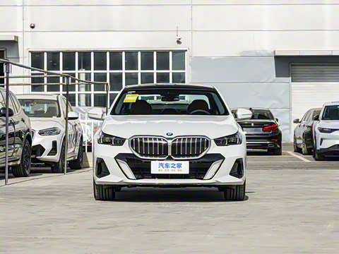 2025�� 525Li M�˶���װ