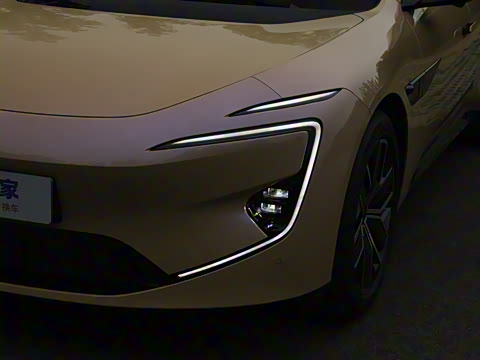 2024�� 700 ���������������